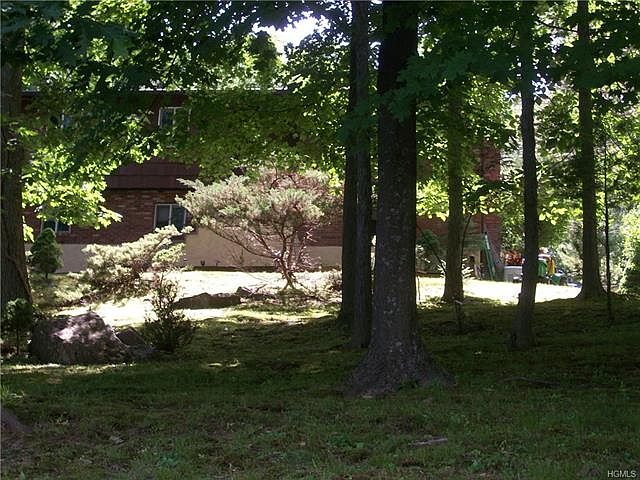 1st image of 9 Colonel Enoch Dr