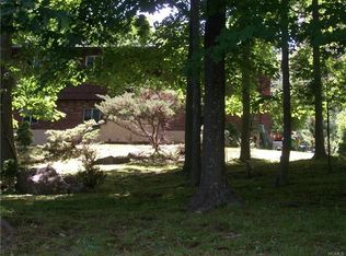 9 Colonel Enoch Dr, Carmel, NY 10512