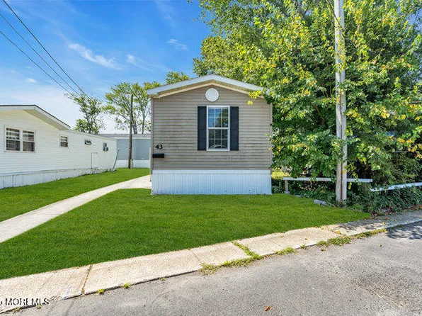 43 Bayshore Mobile Mnr, Hazlet, NJ 07730
