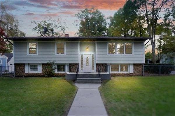 1st image of 2203 Florimond Ave