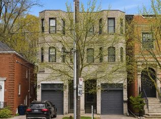 24 A Oxton Ave, Toronto, ON M5P 1L9