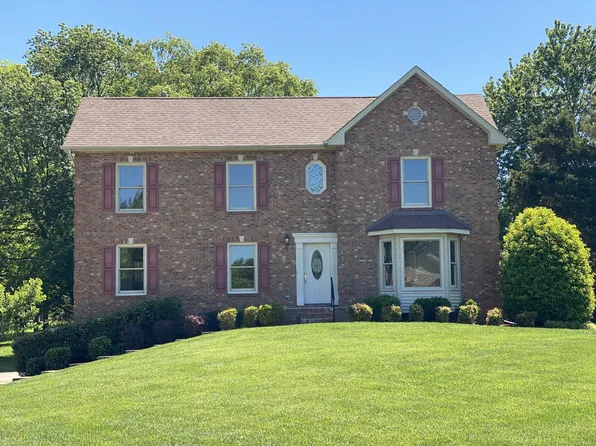 211 Chelsea Ct, Clarksville, TN 37043