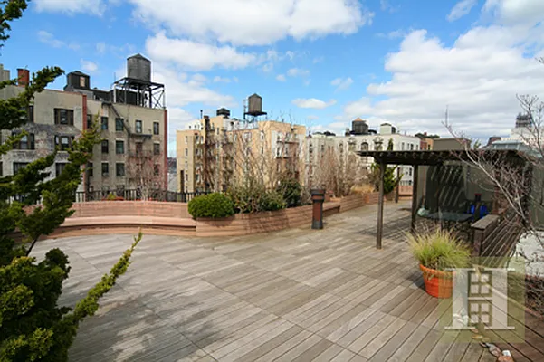 Sold by Halstead Real Estate | media 8