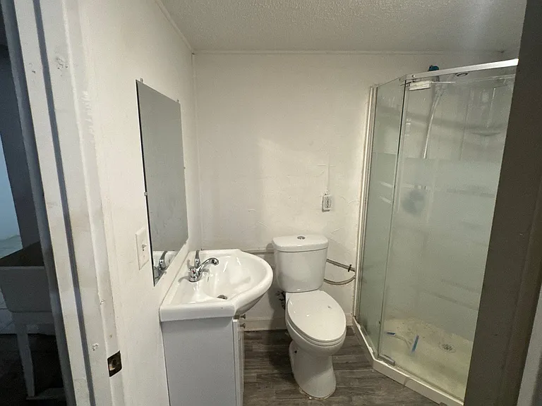 2873 Kansas Ave — Photo 9