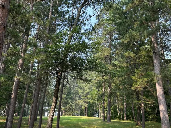3903 Ramsey St, Pequot Lakes, MN 56472