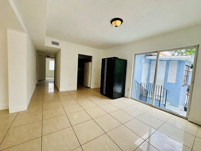 1060 NW 116th St #1 — Photo 7