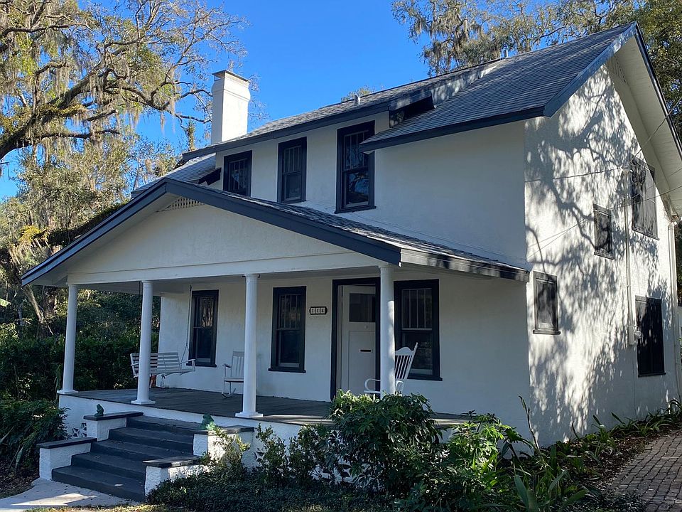 1st image of 114 Oak Park Ave