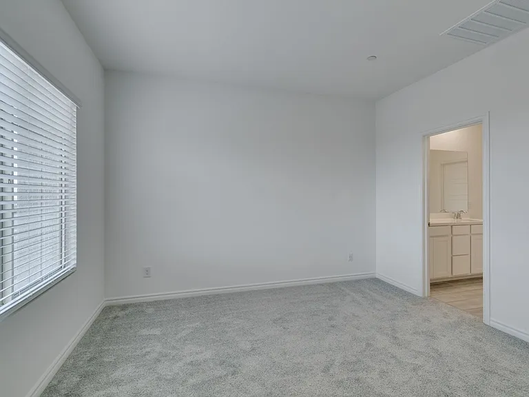 600 N Carriage Hill Dr #1140 — Photo 32