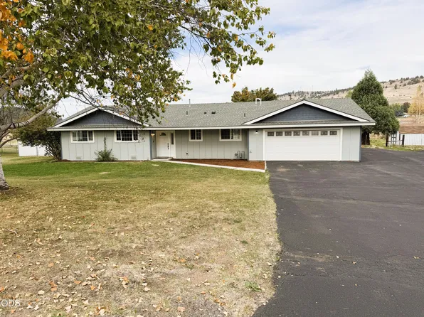 5220 Mason Ln, Klamath Falls, OR 97601