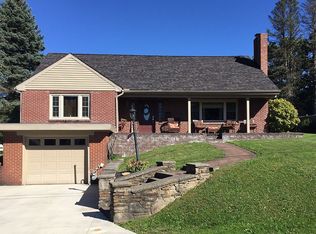 724 N Julian St, Ebensburg, PA 15931