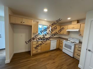1650 NW Highland Ave, Grants Pass, OR