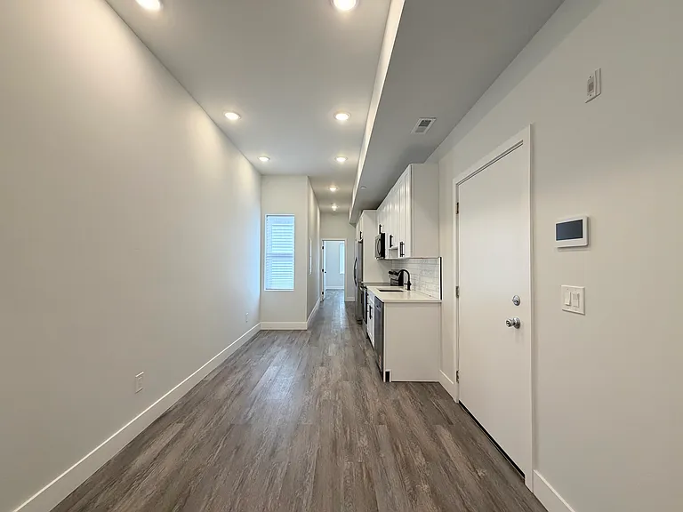 2120 N 7th St #2A — Photo 3