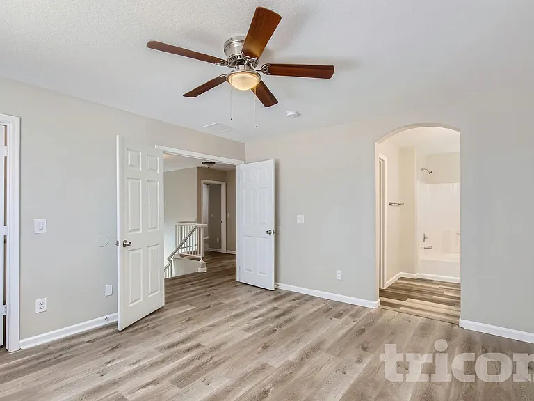 13409 N 127th Dr — Photo 18