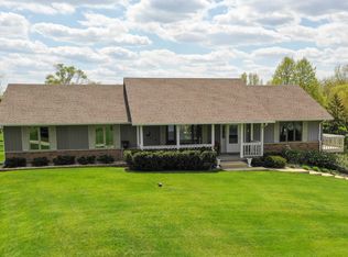 2801 Deer Trail Rd, Spring Grove, IL 60081