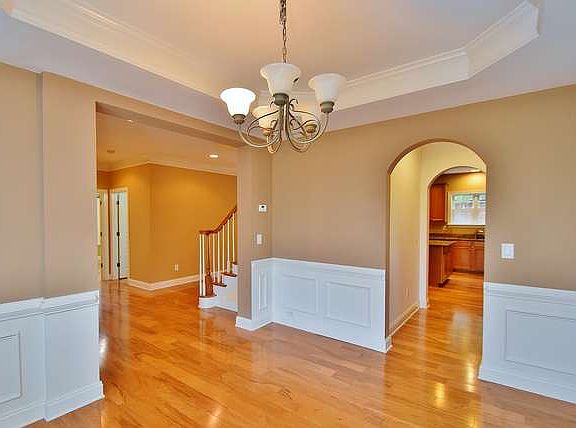 5th image of 7850 Brass Lantern Dr