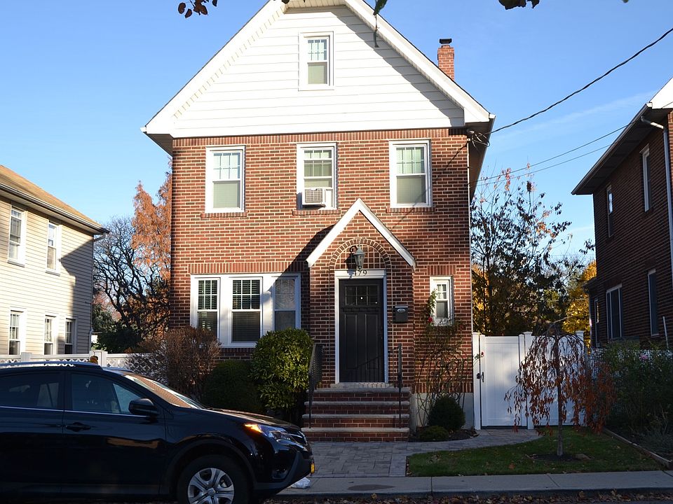 1st image of 479 Pelton Ave