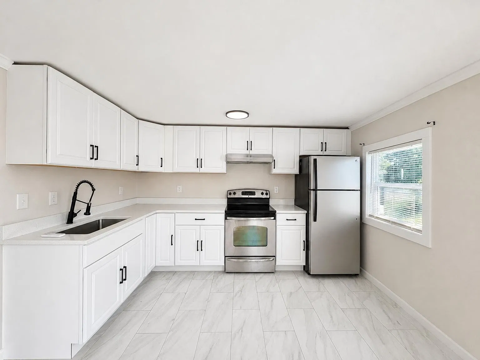 619 Plateau Avenue - 1 — Photo 4
