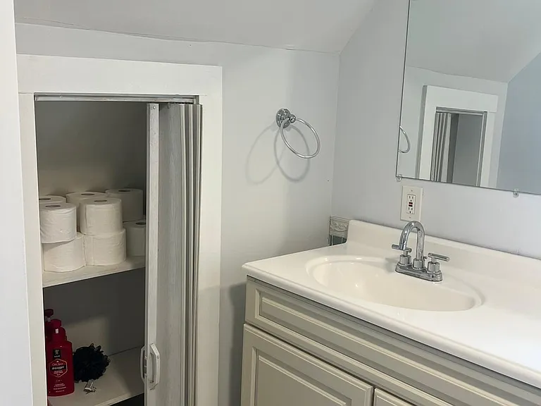 75 Manor Rd — Photo 24