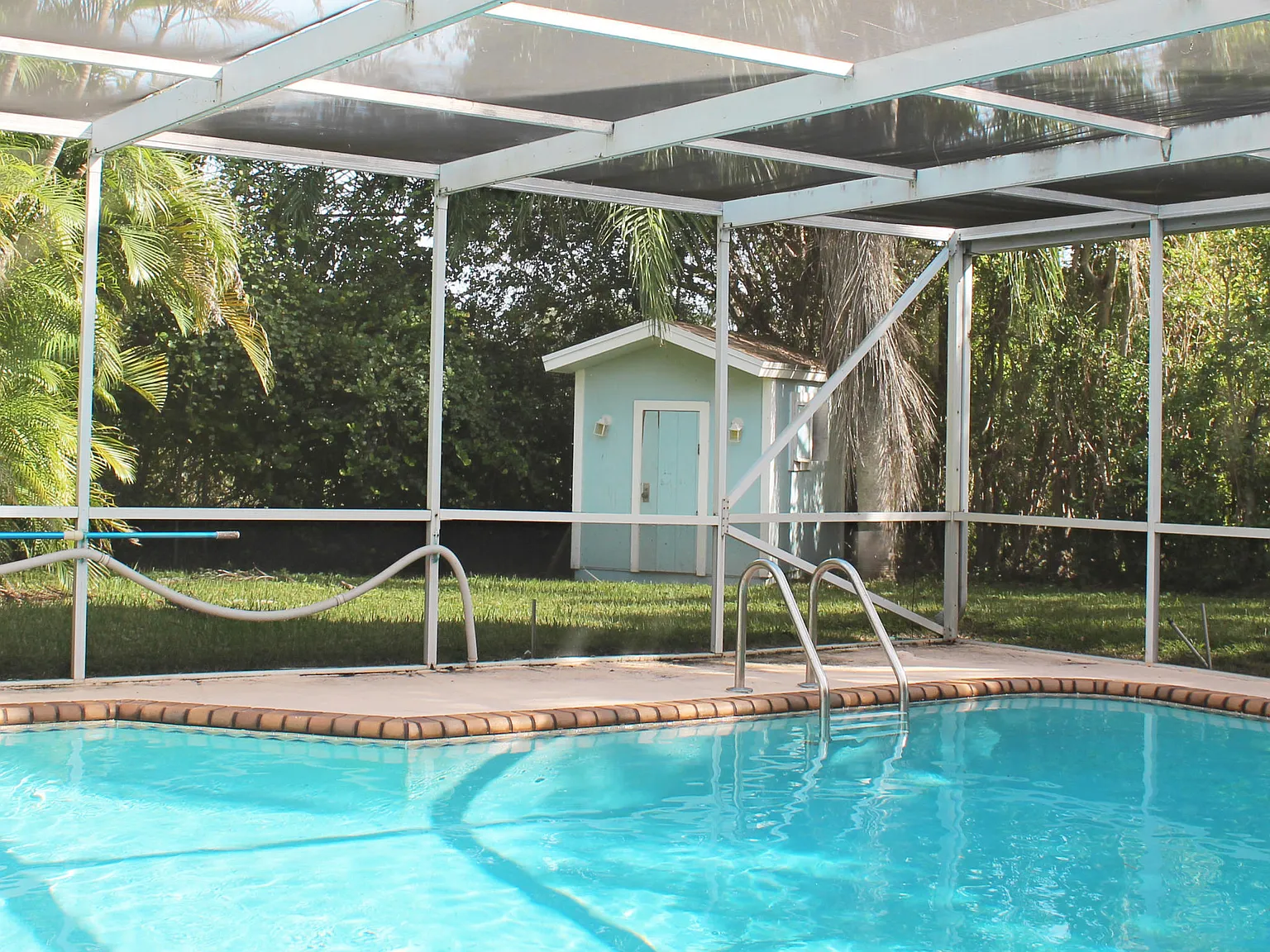 3 bed, 2.5 bath, 2001 sqft, $3,000 — Photo 3