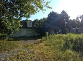 680 Cherokee Rd, Halls, TN 38040