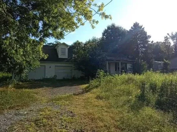 680 Cherokee Rd, Halls, TN 38040