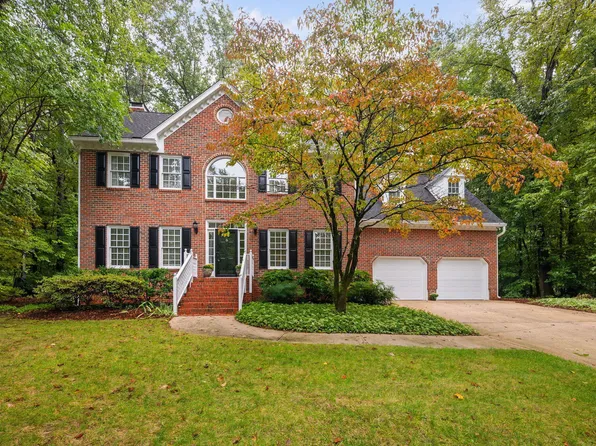 106 Tasman Ct, Cary, NC 27513