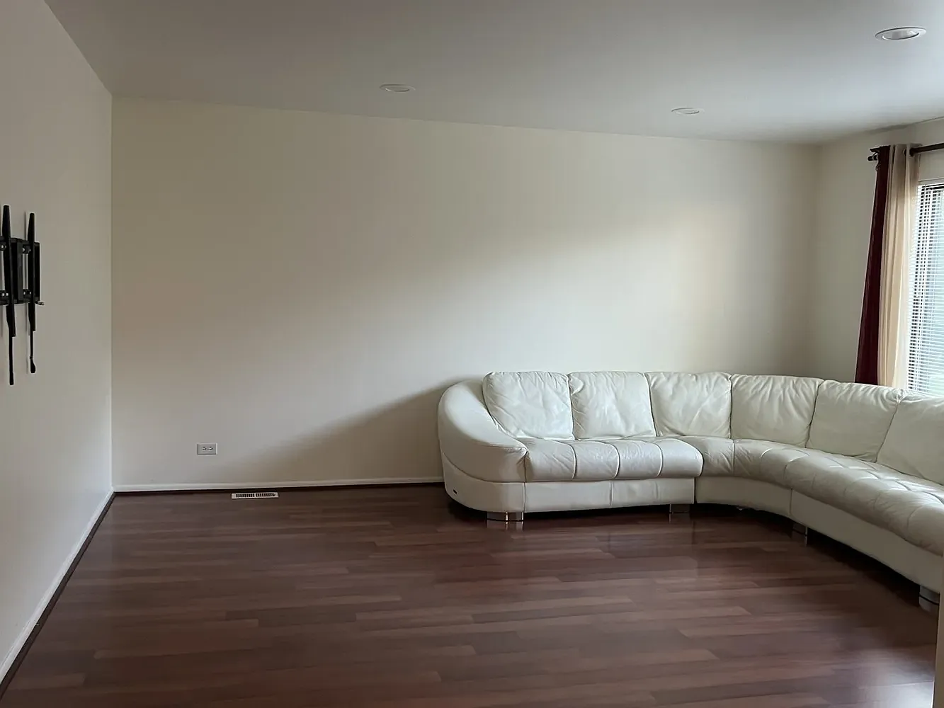 2 bed, 1.5 bath, 1156 sqft, $2,200 — Photo 4