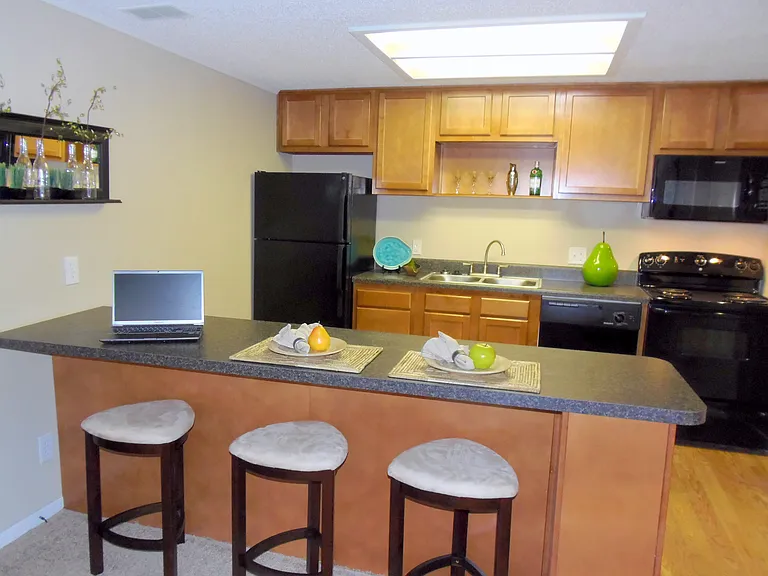 Slate Run Lofts and Apartments — Photo 2