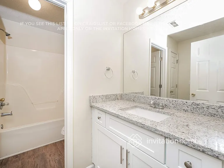 1429 Fall River Dr — Photo 15