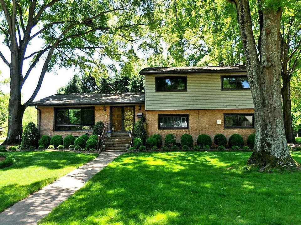 Stately entrance on Stokes Avenue.