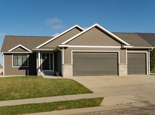 277 Forest Knoll Pl SE, Rochester, MN 55904