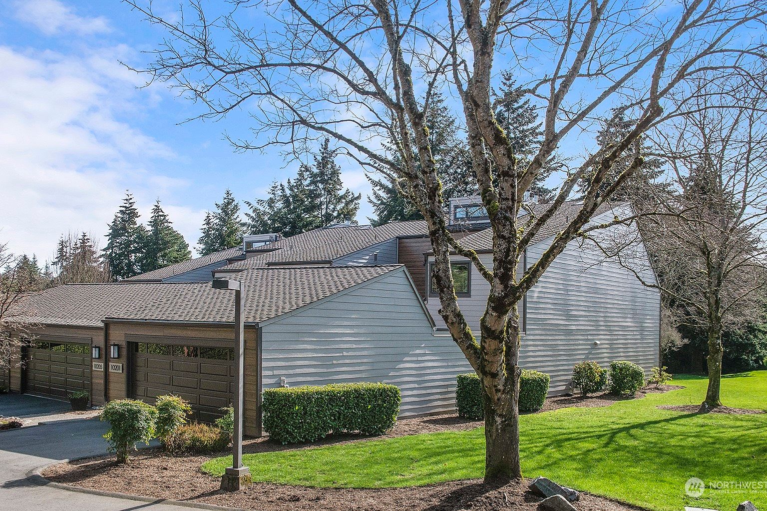 10201 NE 19th Place, Bellevue, WA 98004 MLS NWM2074999 Zillow