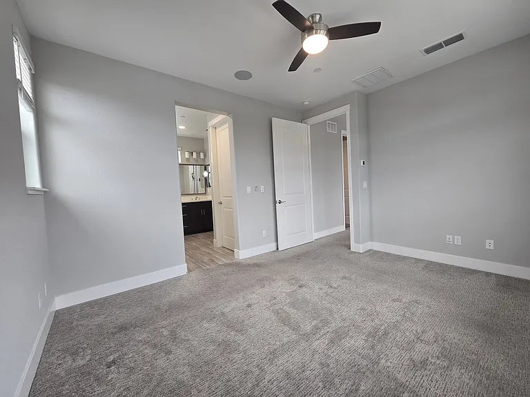 1429 Brody Bird Ln — Photo 53
