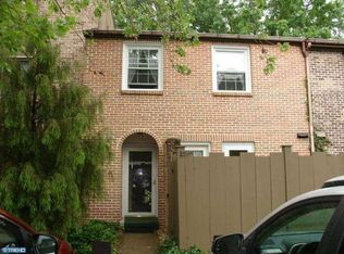 10 Club Ln, Reading, PA 19607