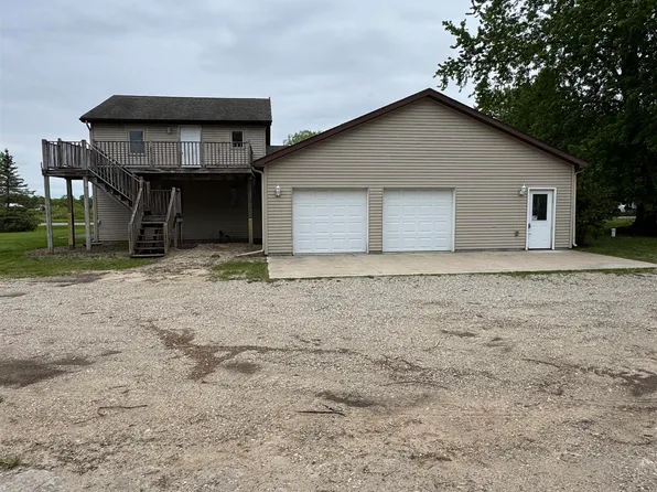 227 N Coldwater Rd, Weidman, MI 48893