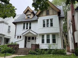 2722 N Stowell Ave, Milwaukee, WI 53211