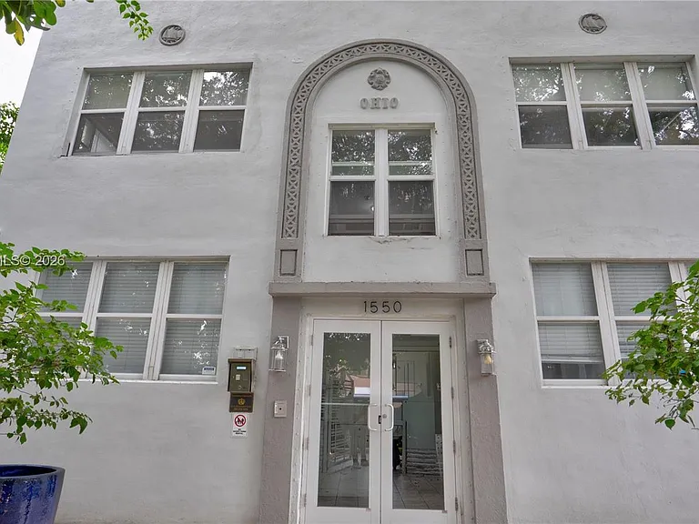 1550 Drexel Ave #101 — Photo 24
