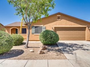8346 W Green Kingfisher Ln, Tucson, AZ 85757