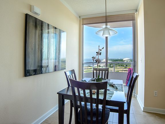 3rd image of 2060 Beach Blvd