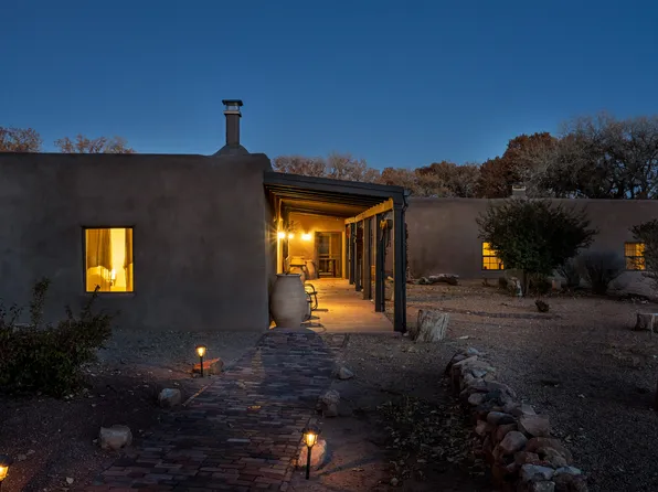 4 Magdalen, Lamy, NM 87540