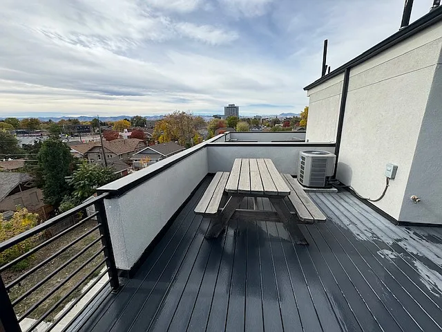 Rooftop Deck