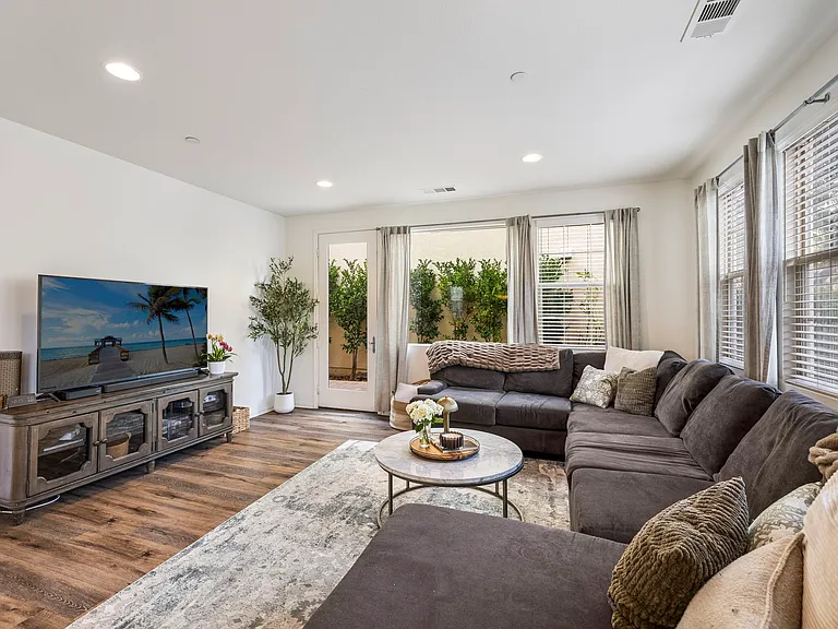37 Majeza Ct — Photo 11