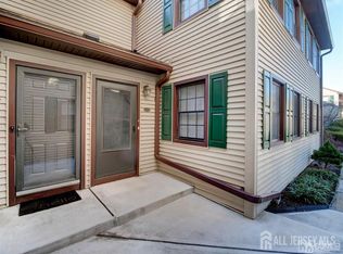 50-10 Prospect St, Metuchen, NJ 08840
