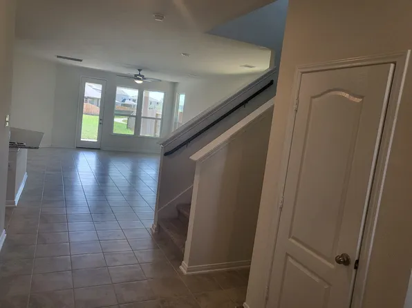 4911 Hickory Deer Ln, Richmond, TX 77406