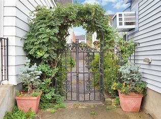 18 Valley Rd, Katonah, NY 10536