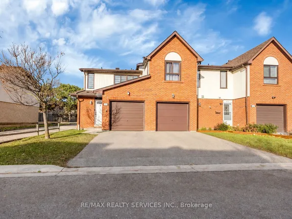 115 Foster Cres #115, Brampton, ON L6V 3M8