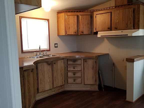 2nd image of 1018 Marie Ln