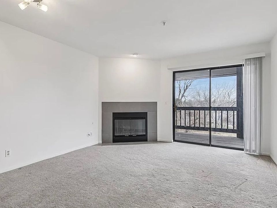 1st image of 2727 Folsom St APT 303