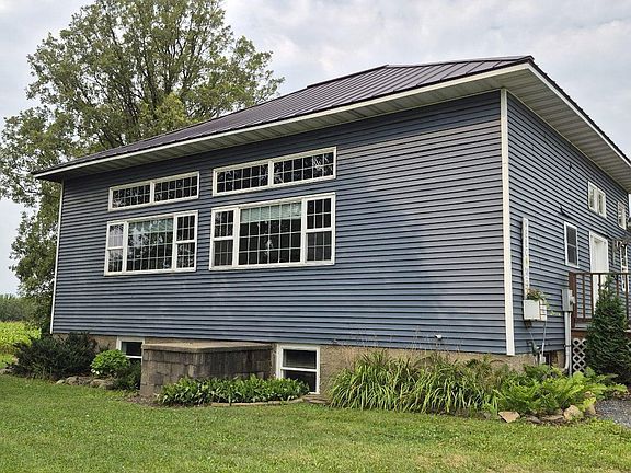 4th image of 5271 W CENTER ROAD