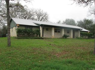 6353 Baranowski Rd, Brenham, TX 77833